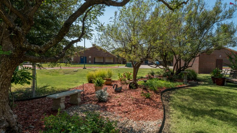 lewisville_senior_living_17_09_10_02